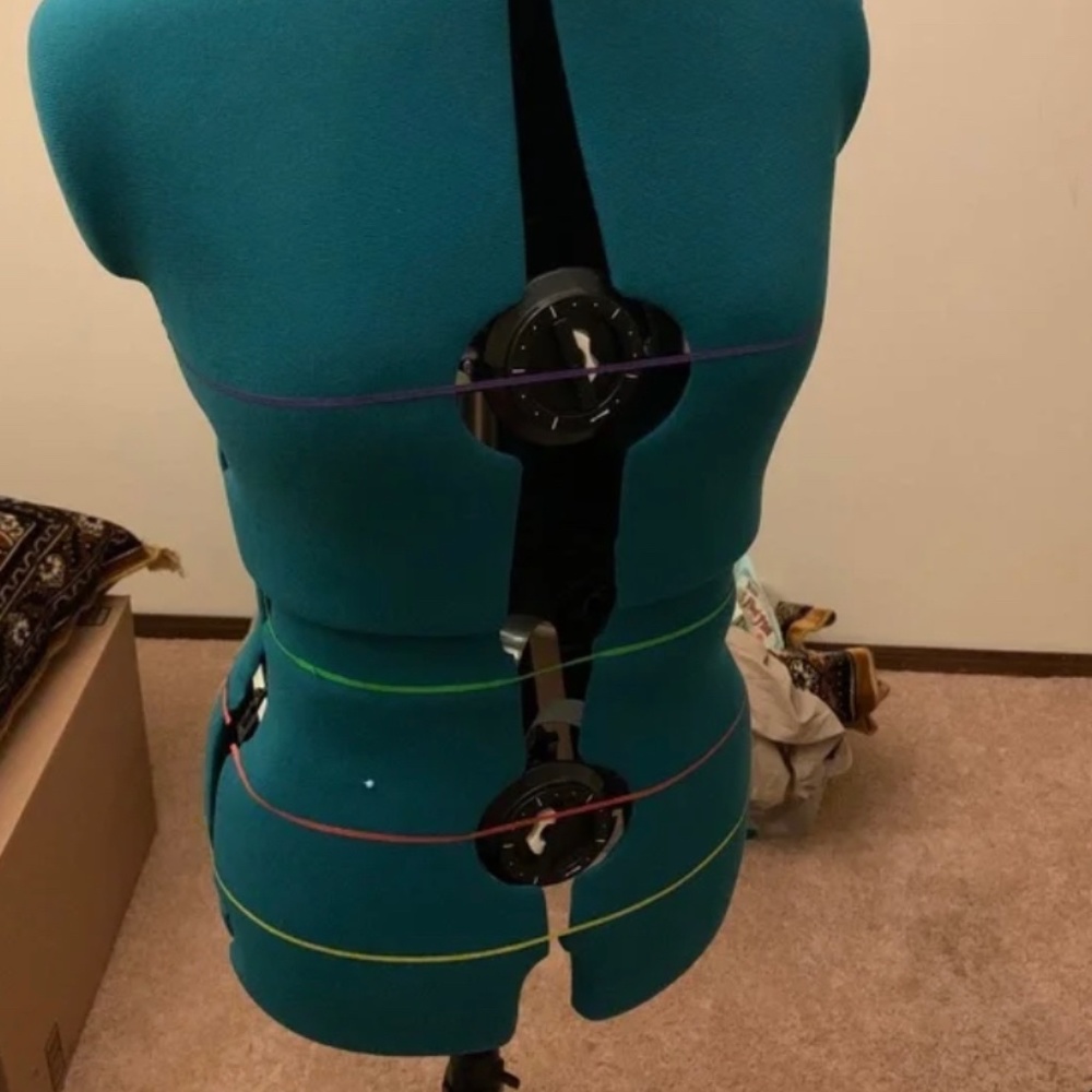 Adjustable Dress Form Green